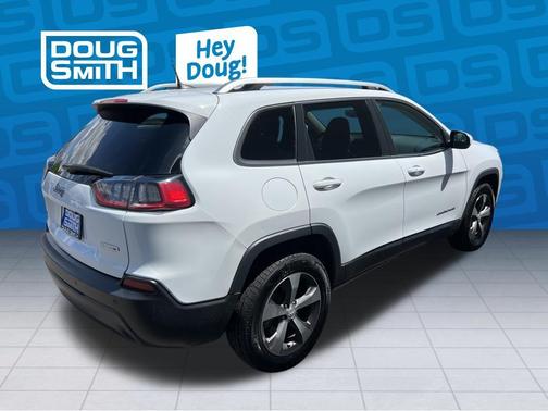 Bright White Clearcoat 2021 Jeep Cherokee Latitude Plus