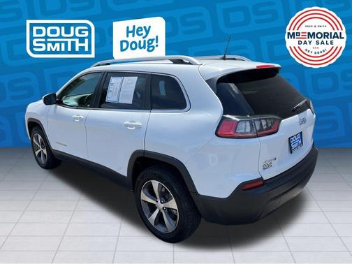 Bright White Clearcoat 2021 Jeep Cherokee Latitude Plus