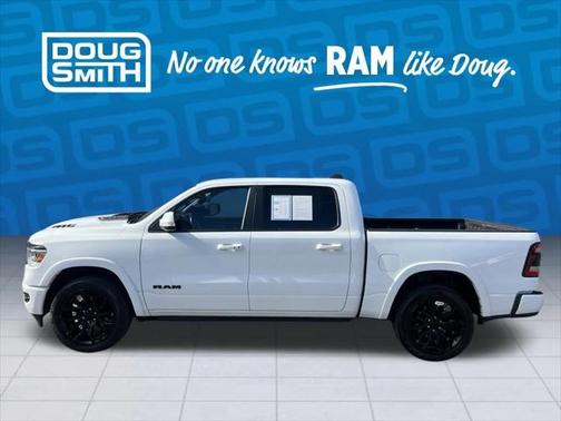 2020 RAM 1500 Laramie Crew Cab 4x4 57' Box