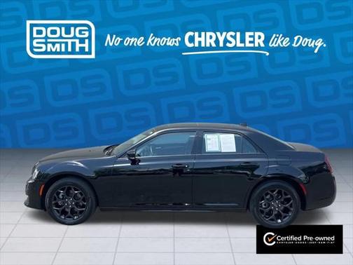 2023 Chrysler 300 Touring L AWD