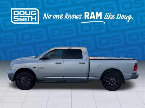 2017 RAM 1500 Big Horn Crew Cab 4x4 64' Box
