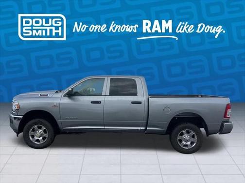 2021 RAM 3500 Tradesman Crew Cab 4x4 64' Box