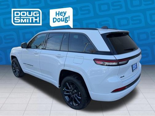 Bright White Clearcoat 2026 Jeep Grand Cherokee Limited
