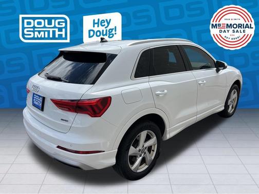 Ibis White 2020 Audi Q3 45 Premium