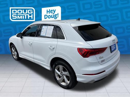 Ibis White 2020 Audi Q3 45 Premium