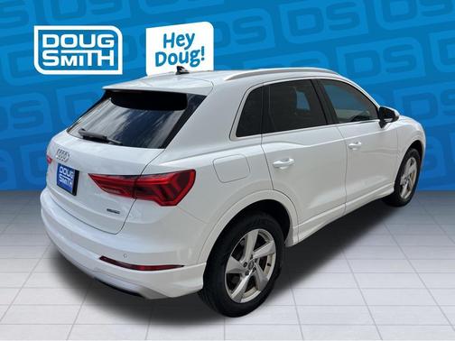 Ibis White 2020 Audi Q3 45 Premium