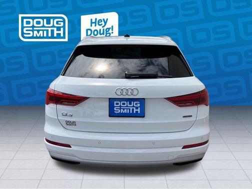 Ibis White 2020 Audi Q3 45 Premium