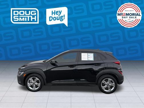 Abyss Black Pearl 2023 Hyundai KONA SEL
