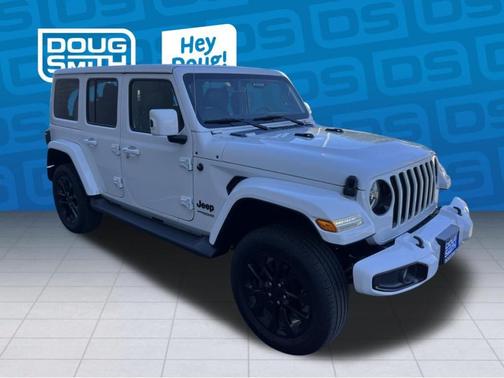Bright White Clearcoat 2021 Jeep Wrangler Unlimited Sahara Altitude