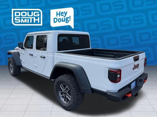 Bright White Clearcoat 2026 Jeep Gladiator Mojave
