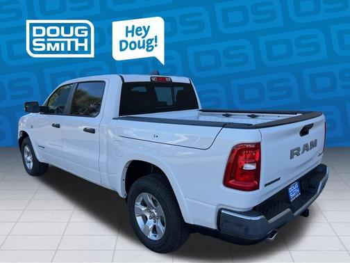 Bright White Clearcoat 2026 RAM 1500 Big Horn/Lone Star