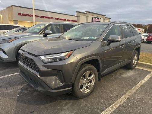 2023 Toyota RAV4 XLE