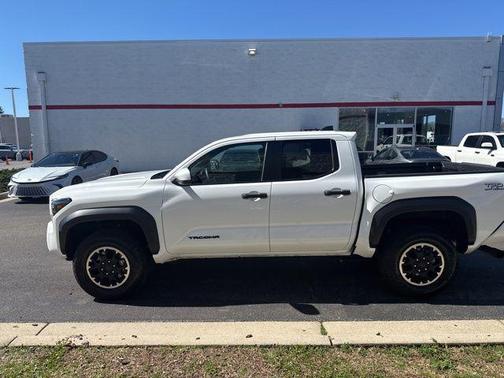 2025 Toyota Tacoma TRD Off Road