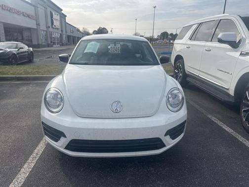 2018 Volkswagen Beetle 2.0T S