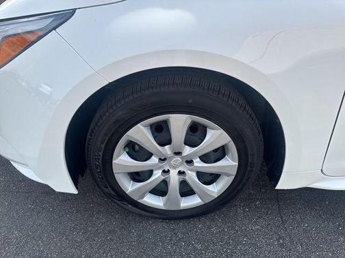 2025 Toyota Corolla Hybrid SE