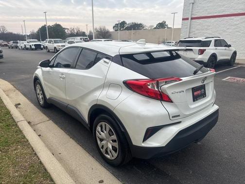 2021 Toyota C-HR LE