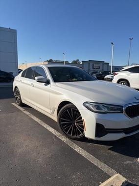 2021 BMW 530 530i