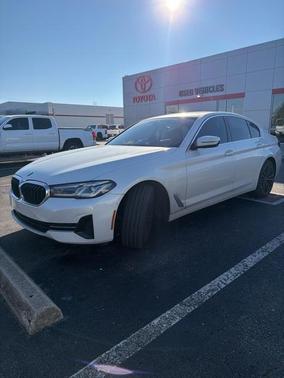 2021 BMW 530 530i