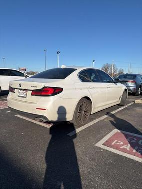 2021 BMW 530 530i