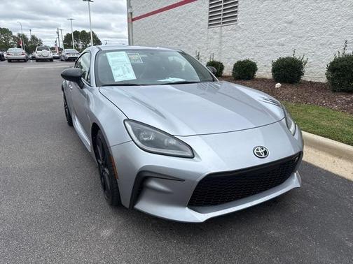 2024 Toyota GR86 Premium