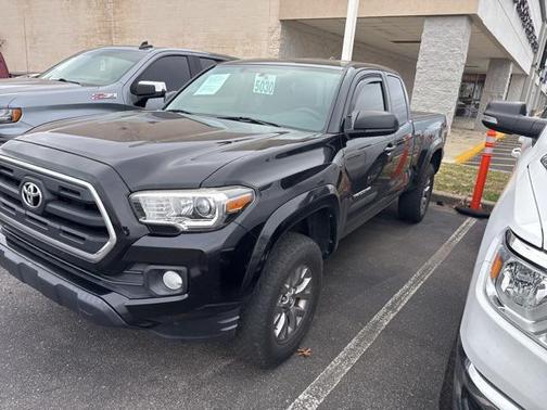 2016 Toyota Tacoma SR5