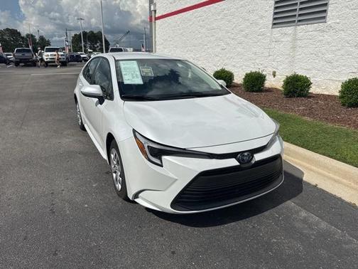 2025 Toyota Corolla Hybrid SE