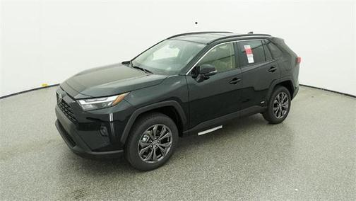 2025 Toyota RAV4 Hybrid XLE Premium