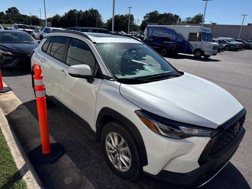 Wind Chill Pearl 2024 Toyota Corolla Cross LE