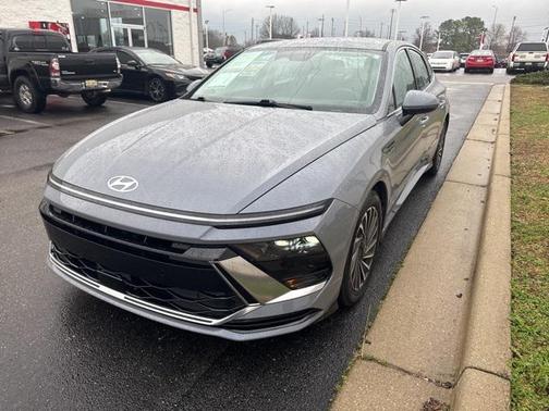 2025 Hyundai SONATA Hybrid SE