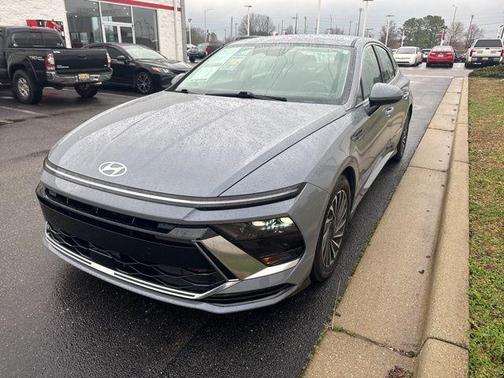 2025 Hyundai SONATA Hybrid SE