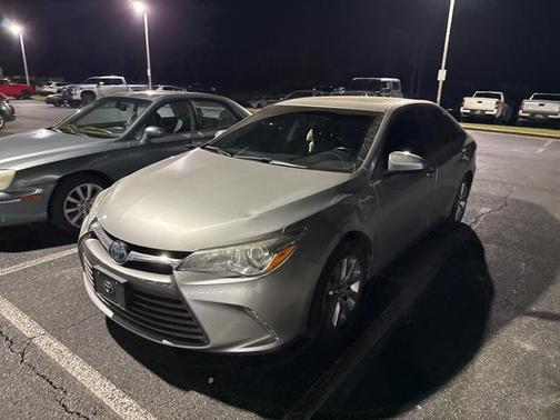 2017 Toyota Camry Hybrid XLE
