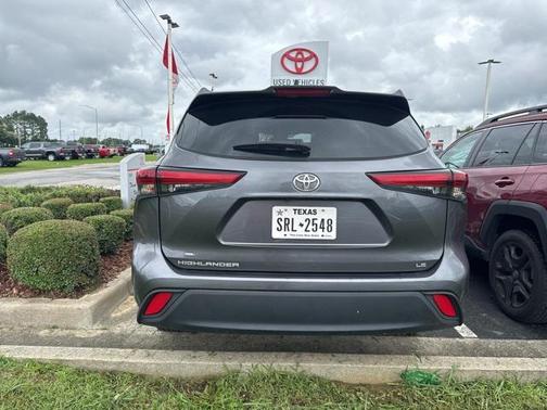 2023 Toyota Highlander LE