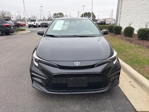 2024 Toyota Corolla Hybrid SE