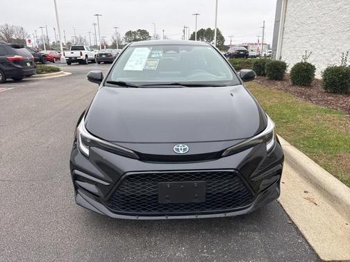 2024 Toyota Corolla Hybrid SE