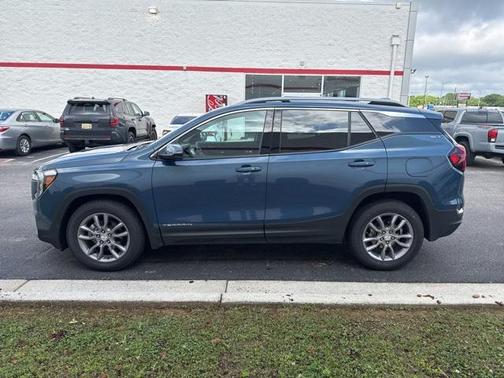 2024 GMC Terrain SLT