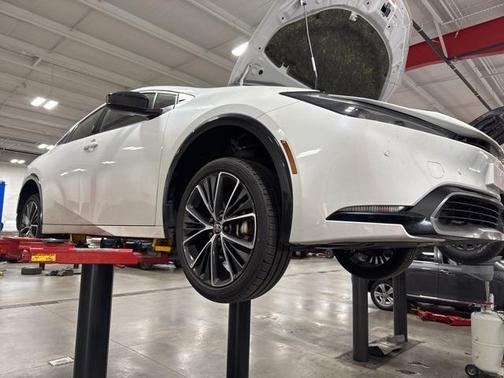 2024 Toyota Prius XLE