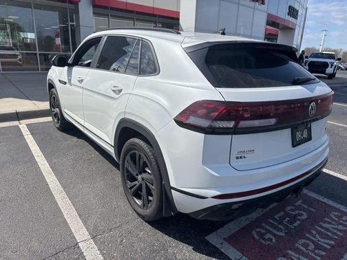 2025 Volkswagen Atlas Cross Sport 2.0T SEL