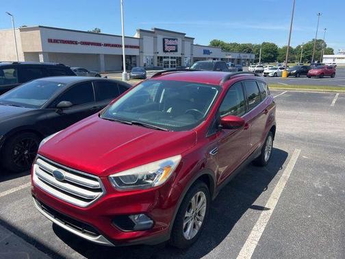 RUBY RED METALLIC TINTED CC 2018 Ford Escape SEL