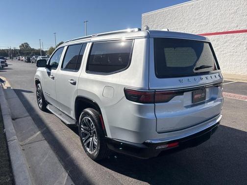 2022 Jeep Wagoneer Series III 4x4