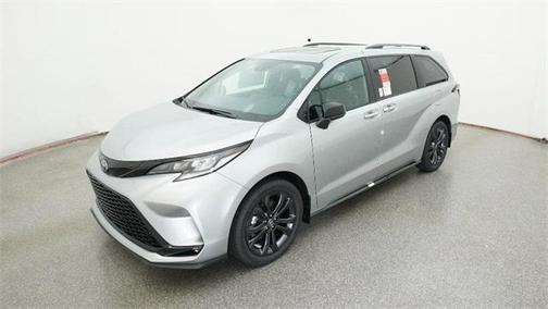 2025 Toyota Sienna XSE 7 Passenger