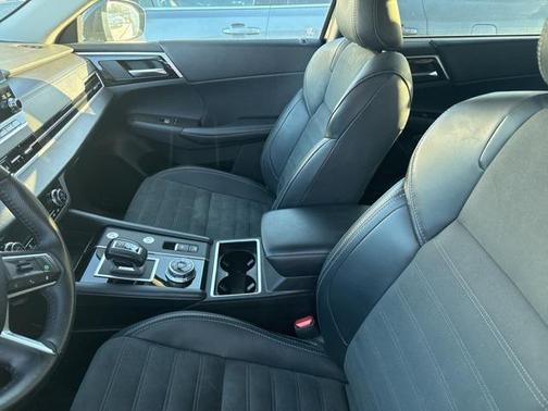 2024 Mitsubishi Outlander SE Black Edition w/Pano Roof S-AWC