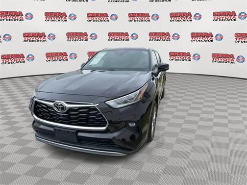 2022 Toyota Highlander Platinum