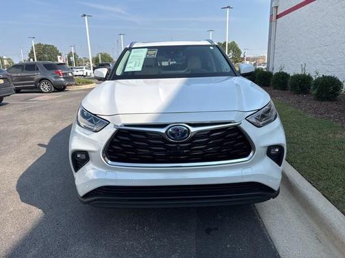 2024 Toyota Highlander Hybrid Limited