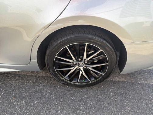 Celestial Silver Metallic 2024 Toyota Camry SE