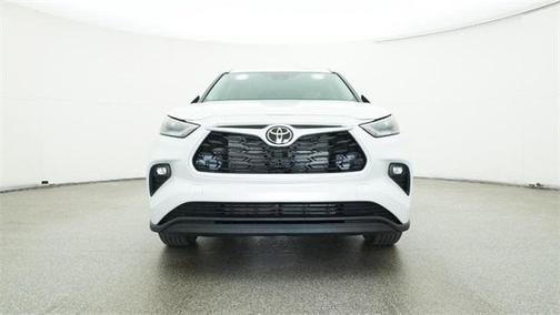 2026 Toyota Highlander Hybrid XLE