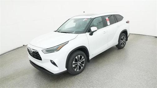 2026 Toyota Highlander Hybrid XLE