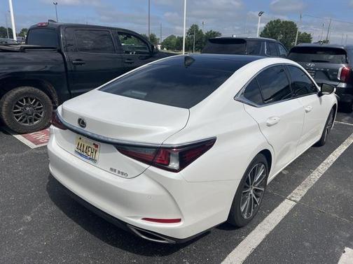 2023 Lexus ES 350 Base