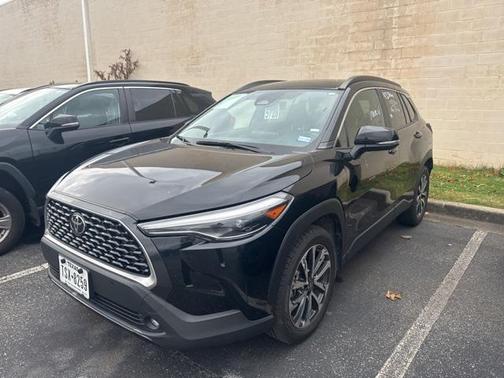 2024 Toyota Corolla Cross XLE