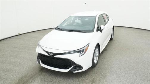 2025 Toyota Corolla Hatchback SE