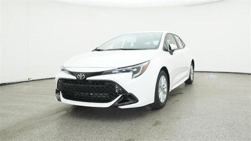 2025 Toyota Corolla Hatchback SE